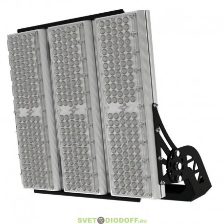 Светодиодный прожектор для спортивных объектов, портов и тд Плазма 750 LV CRI80 , 750Вт, 114900Лм, 5000К, оптика 40°