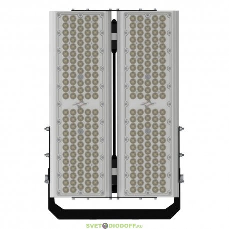 Светодиодный прожектор для спортивных объектов, портов и тд Плазма 700 LV CRI80 , 700Вт, 112000Лм, 5000К, оптика 85°