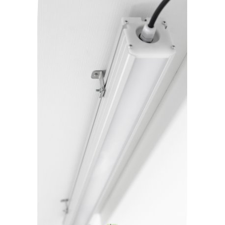 Линейный светодиодный светильник Ритейл 22Вт, 2750Лм, IP65, 5000К