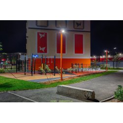 Уличный светодиодный прожектор для подсветки деревьев, газона, ландшафта Акцент на колышке