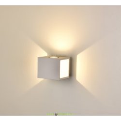 Светодиодный светильник настенный, свет в 3 стороны, Белый 2*5Вт 3000К Теплый белый